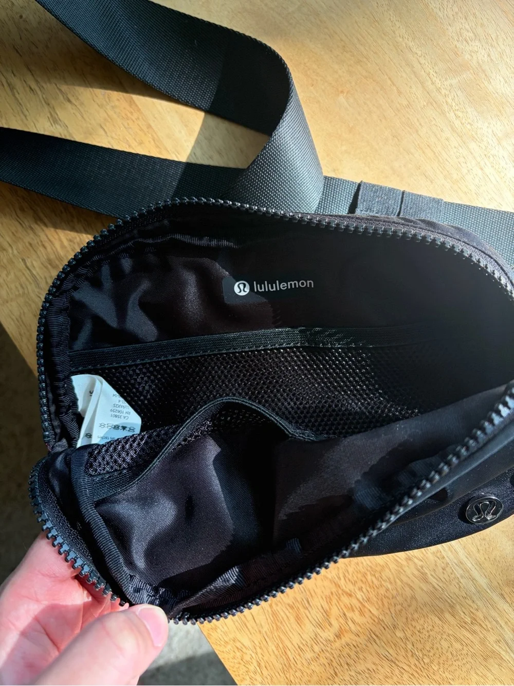 Lululemon Everywhere Black Belt Bag